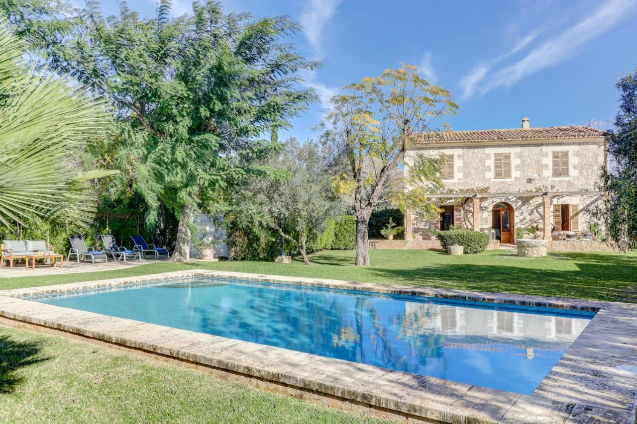 U Vila Pollenca Luaran gambar