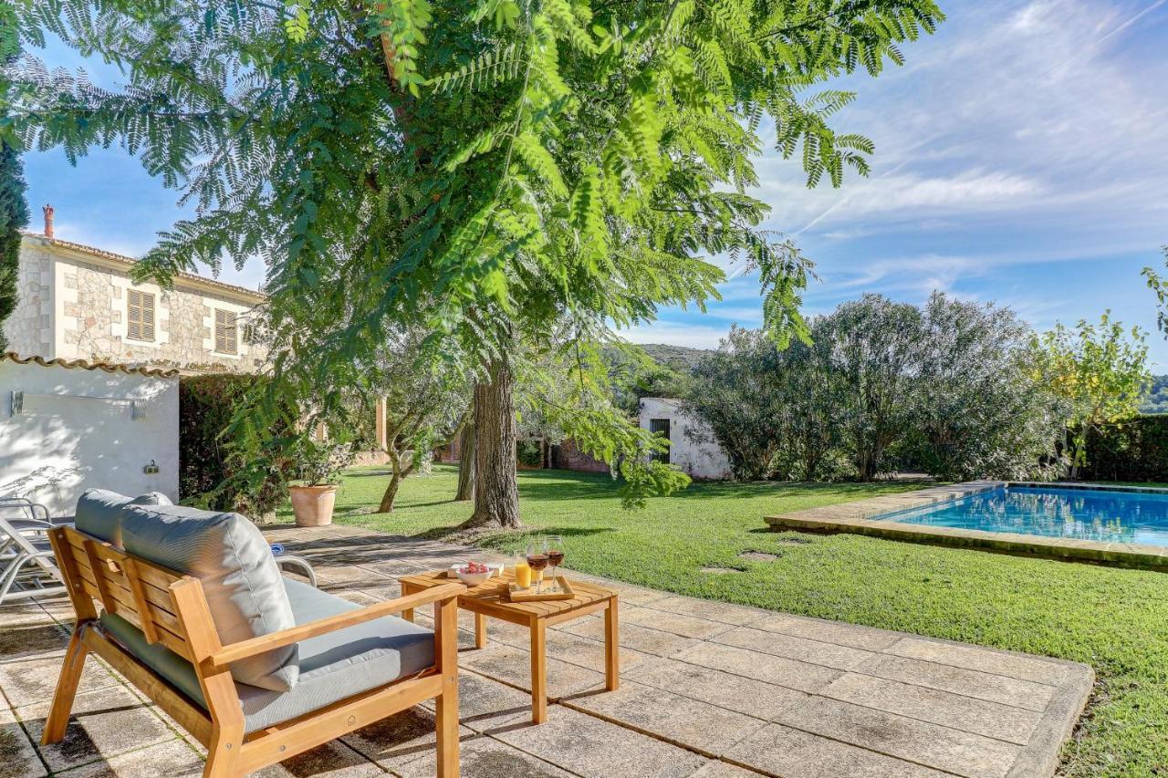 U Vila Pollenca Luaran gambar
